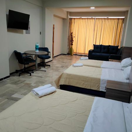 Oceanik Suites & Hotel جواياكيل المظهر الخارجي الصورة