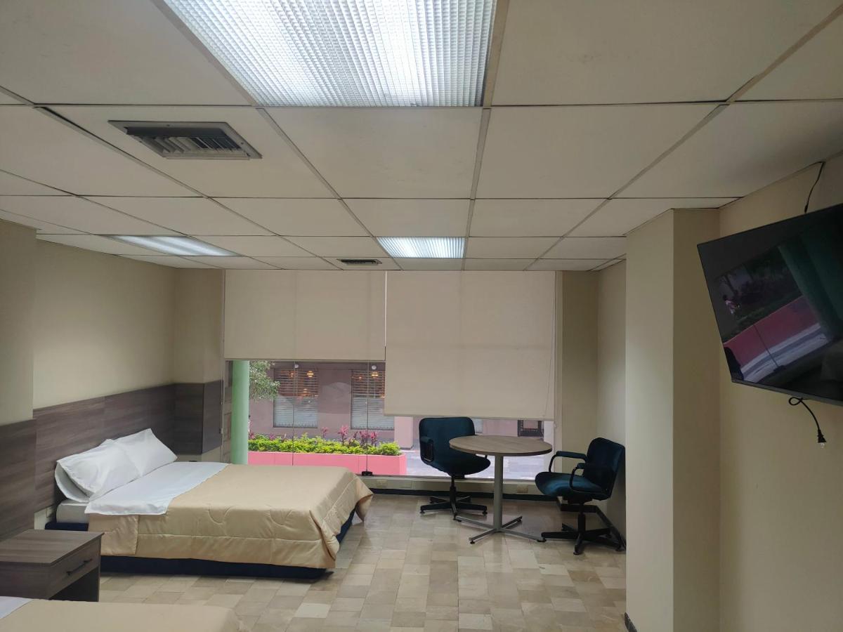 Oceanik Suites & Hotel جواياكيل المظهر الخارجي الصورة