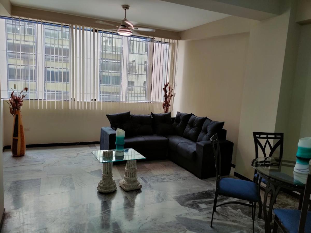 Oceanik Suites & Hotel جواياكيل المظهر الخارجي الصورة