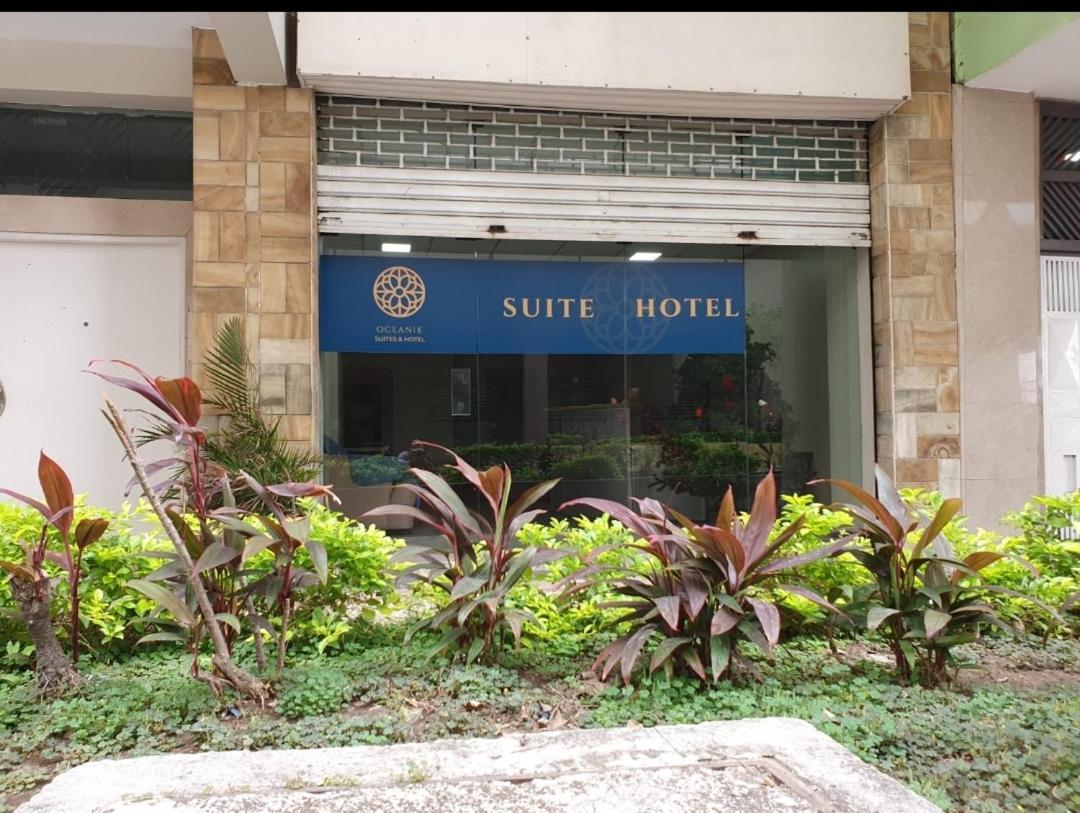 Oceanik Suites & Hotel جواياكيل المظهر الخارجي الصورة